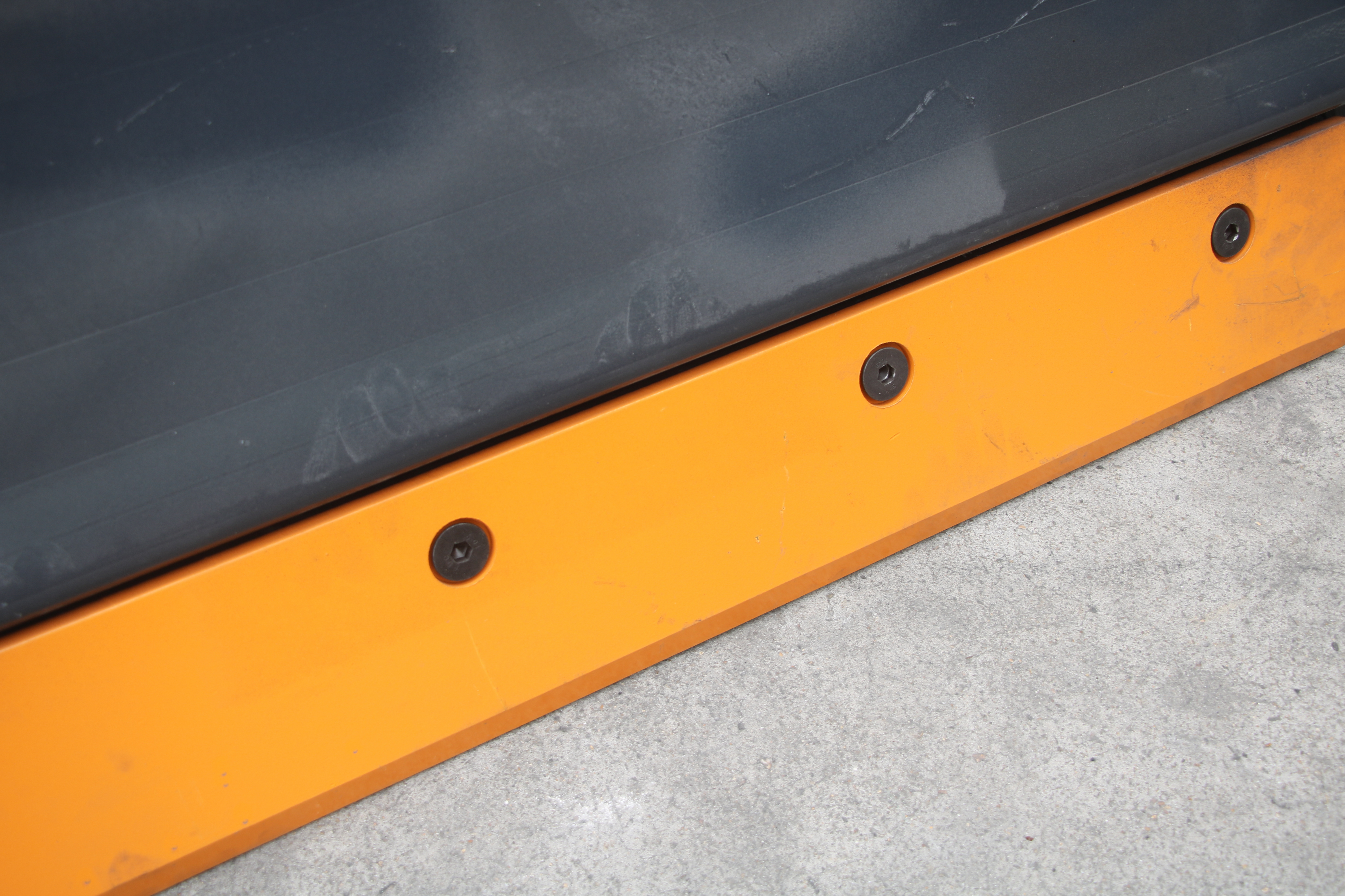 84'' Skid Steer Attachment V-Snow Blade For Cleaning Road